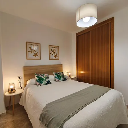 Piso Tres Con Piscina En Centro Апартаменты Торремолинос