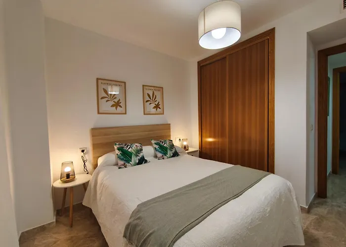 Piso Tres Con Piscina En Centro Апартаменты Торремолинос