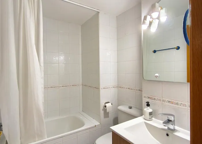 Piso Tres Con Piscina En Centro *