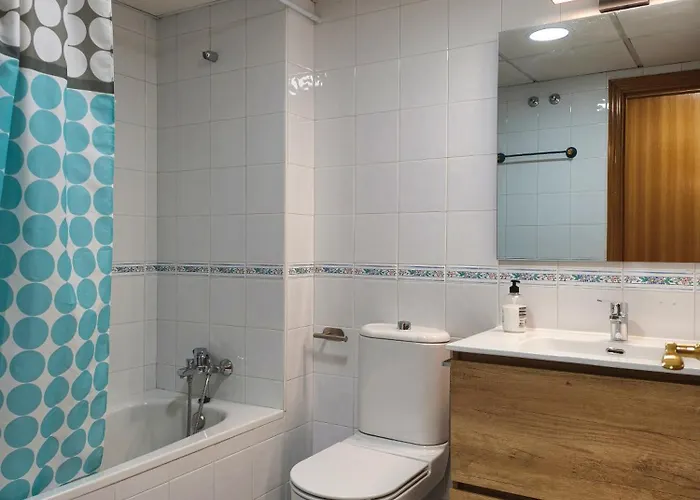 Piso Tres Con Piscina En Centro