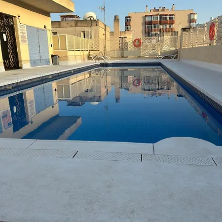 アパート Piso Tres Con Piscina En Centro トレモリノス
