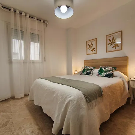 Piso Tres Con Piscina En Centro Lejlighed Torremolinos